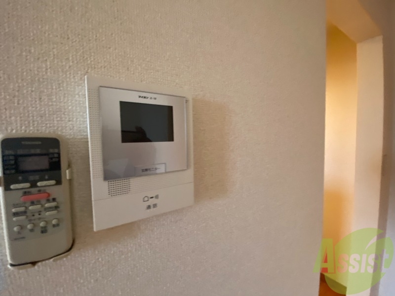 その他設備　モニター付きインターホンは来客時に顔を確認できて安心ですね～