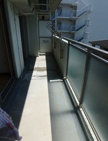 埼玉高速鉄道 鳩ケ谷駅 徒歩9分 4階建 築25年の内装写真