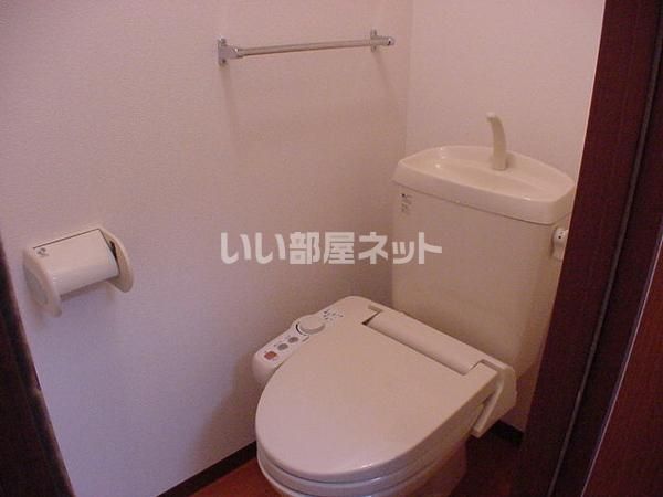 ウィステリアFのトイレ写真