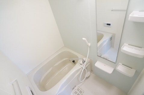 バス・シャワールーム　※写真と現況が異なる場合は、現況を優先いたします。