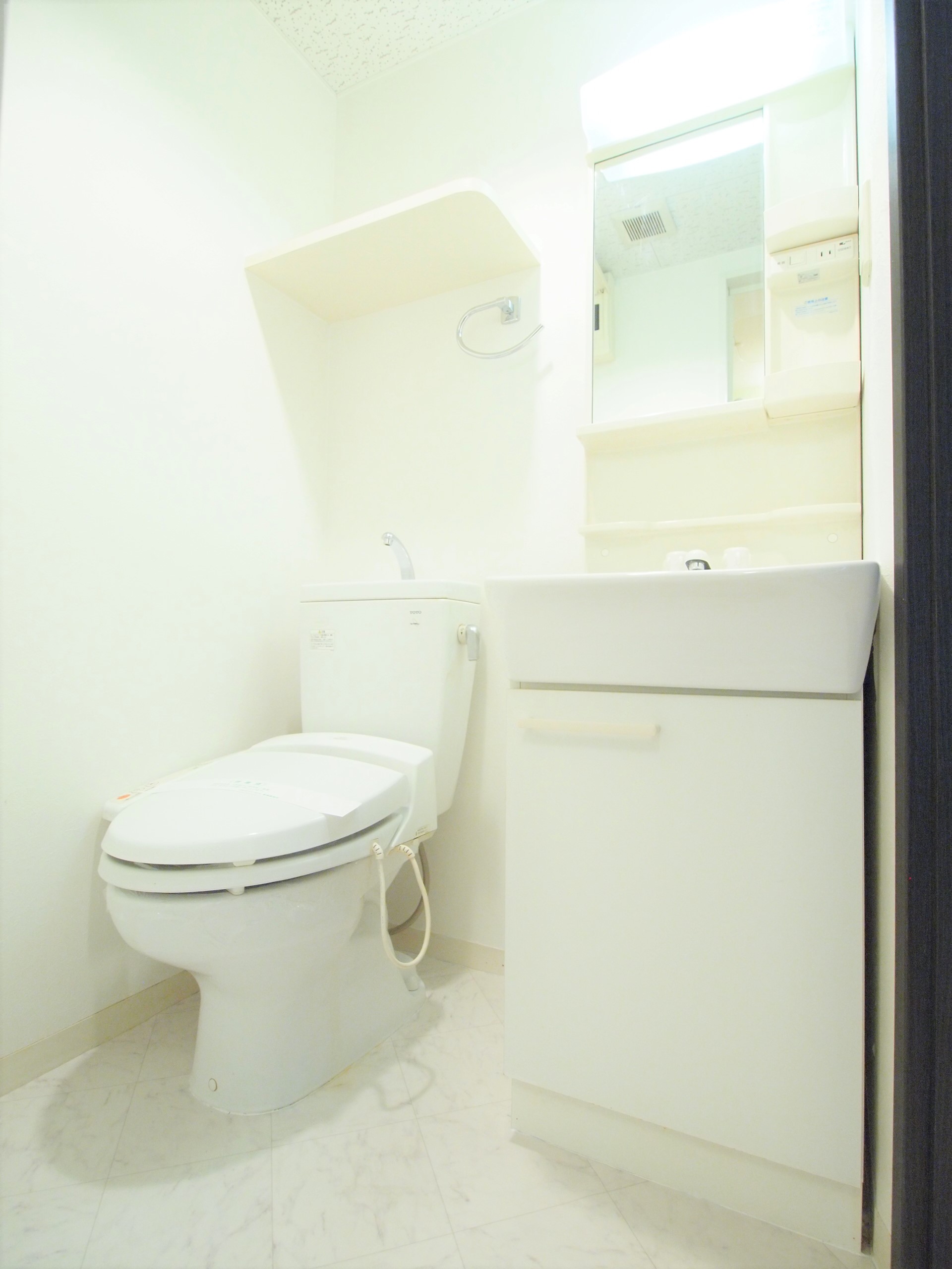 No.63 ORIENT CAPITAL TOWERのトイレ写真