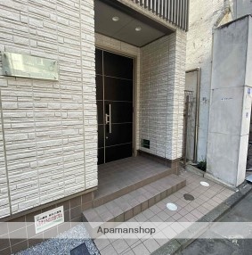 都営大江戸線 新御徒町駅 徒歩6分 3階建 築12年の外観写真