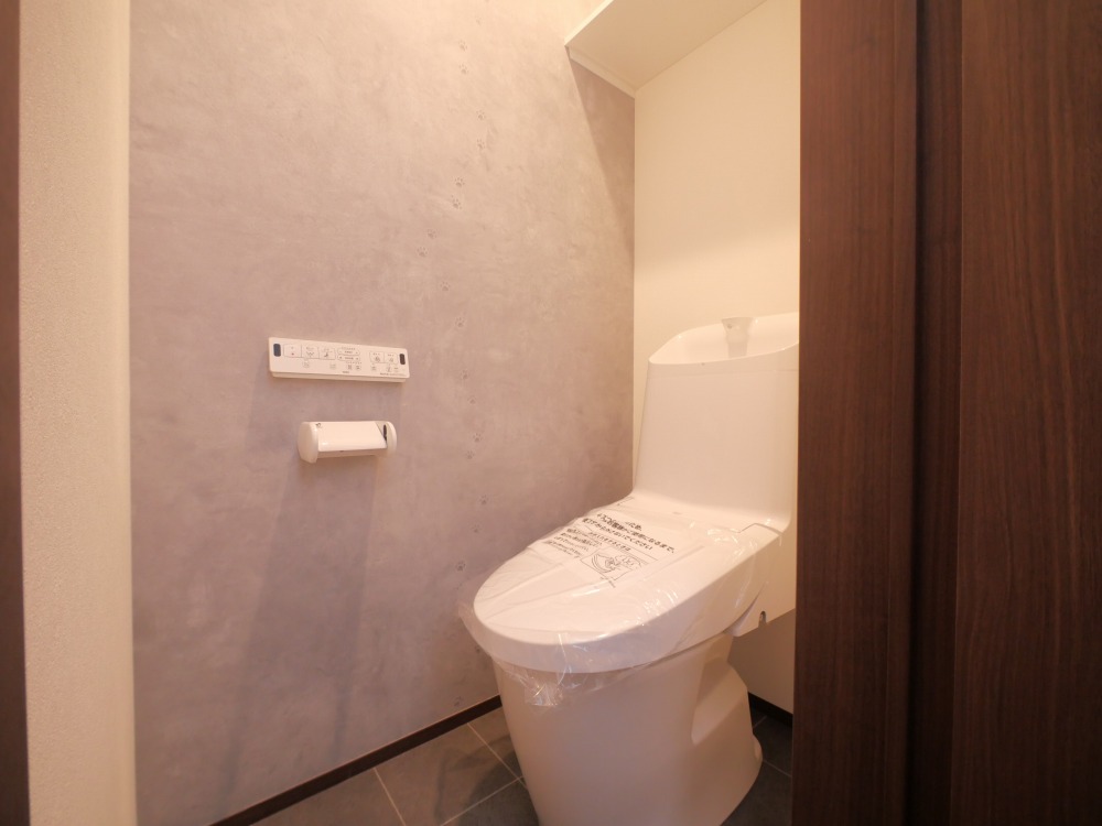 地下鉄東豊線 元町駅 徒歩6分 3階建 築1年のトイレ写真
