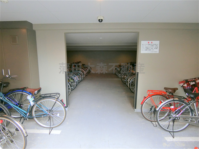 その他共有部分　屋根付き無料駐輪場