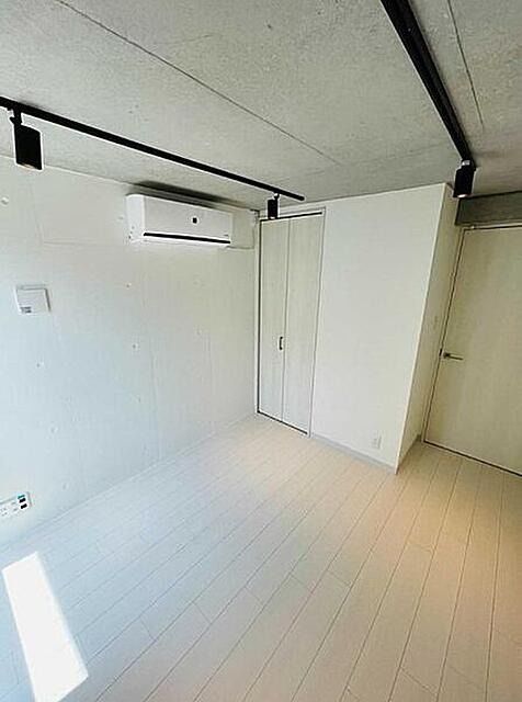 居室・リビング　（別タイプ参考写真）CUBE　荒川区荒川６