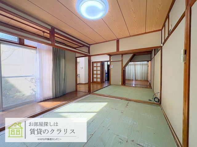 桂乾町20-9貸家の居間写真