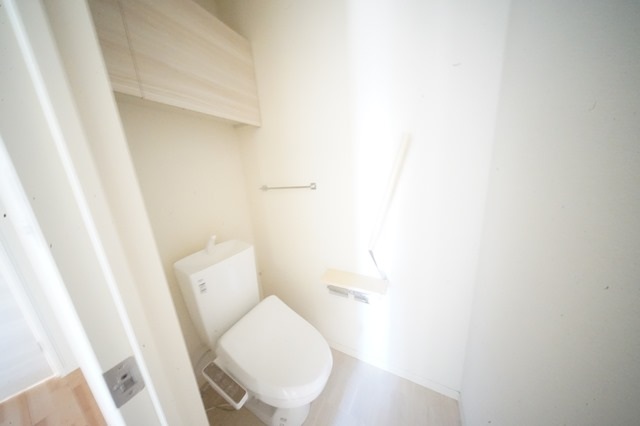 シャーメゾンアレーズIIIのトイレ写真