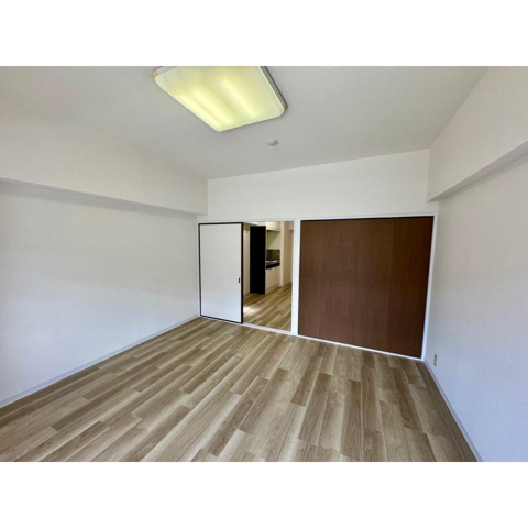 その他部屋・スペース　※写真は同じマンションの違う部屋のもの(反転タイプ)