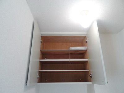 その他設備　★高さある収納スペース★