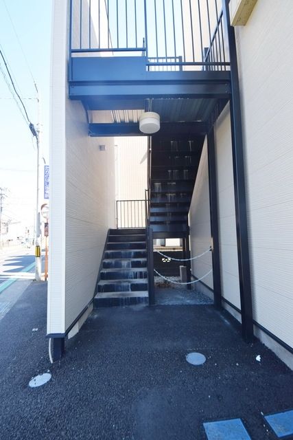 エントランス　★お部屋探しは株式会社タウンハウジング東京まで★