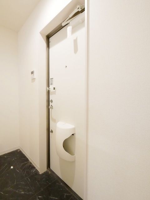 玄関　★お部屋探しは株式会社タウンハウジング東京まで★
