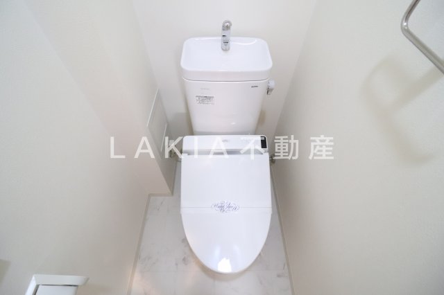 エスカーサ大阪WESTのトイレ写真