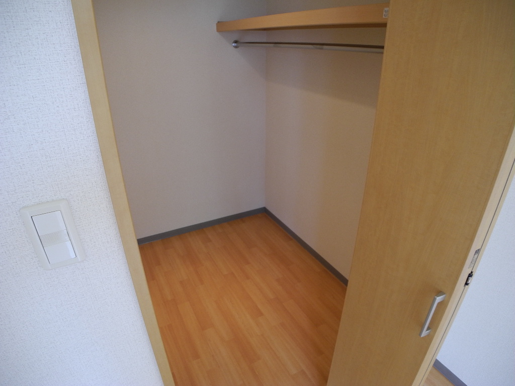 オノフタウン滑石の内装写真