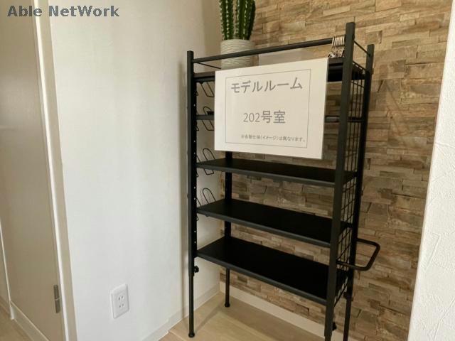 玄関　202