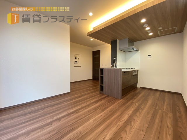 居室・リビング　間接照明がお洒落です。