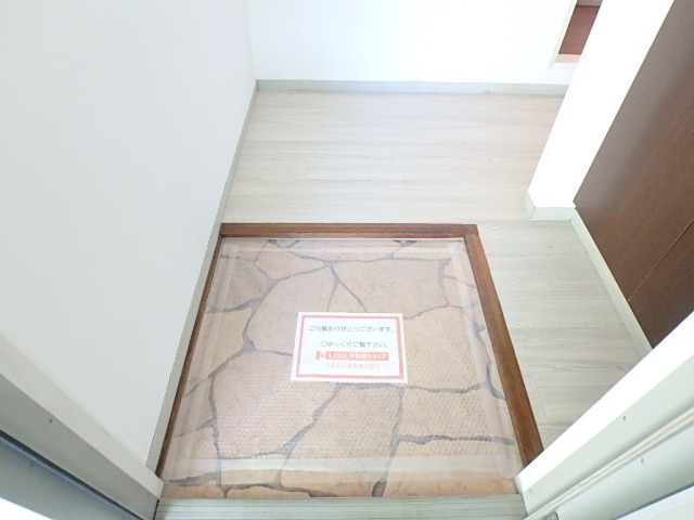 玄関　図面と現状に相違がある場合には現状を優先