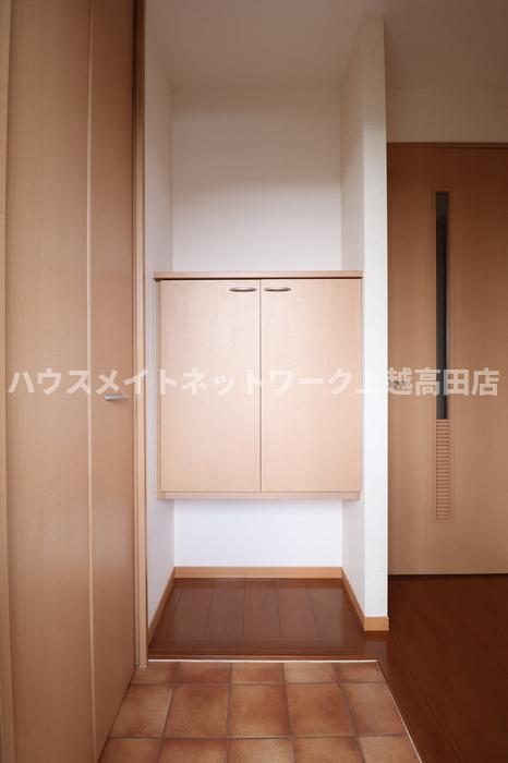 タウンコートながみねの玄関写真