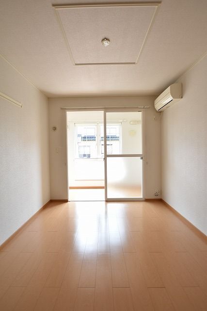 カーサ イリーデIの居間写真