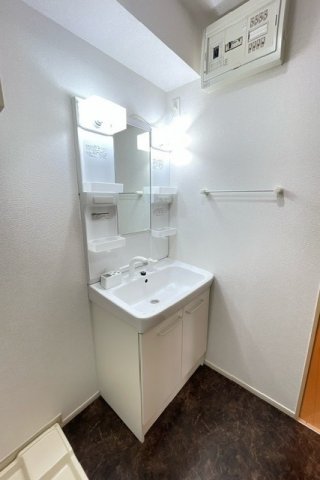 プリムラIIの内装写真