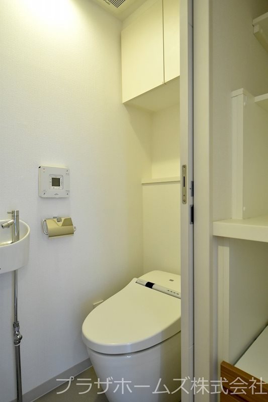 オープンレジデンス中目黒諏訪山のトイレ写真