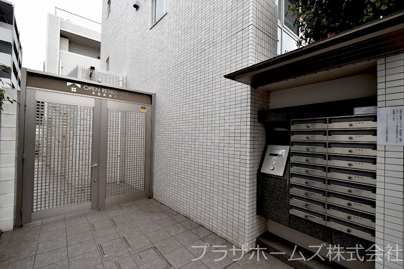 オープンレジデンス中目黒諏訪山の玄関写真