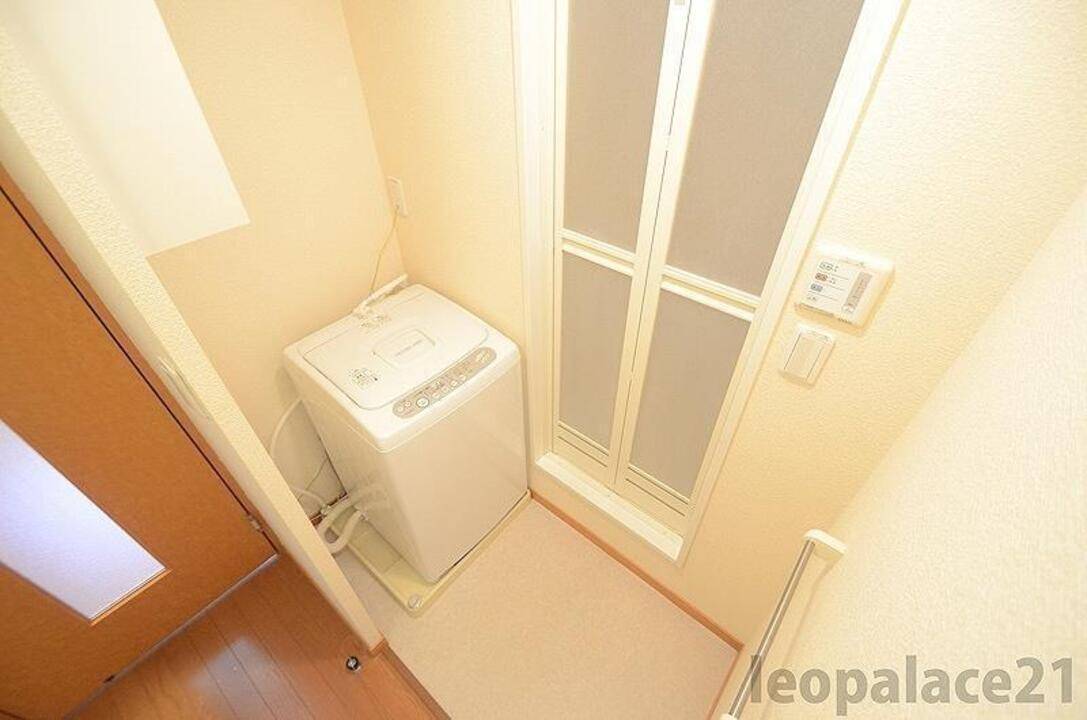 その他設備　洗濯機置場