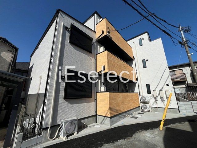 建物外観　２０２６年１月完成の新築♪都市ガス利用で経済的♪