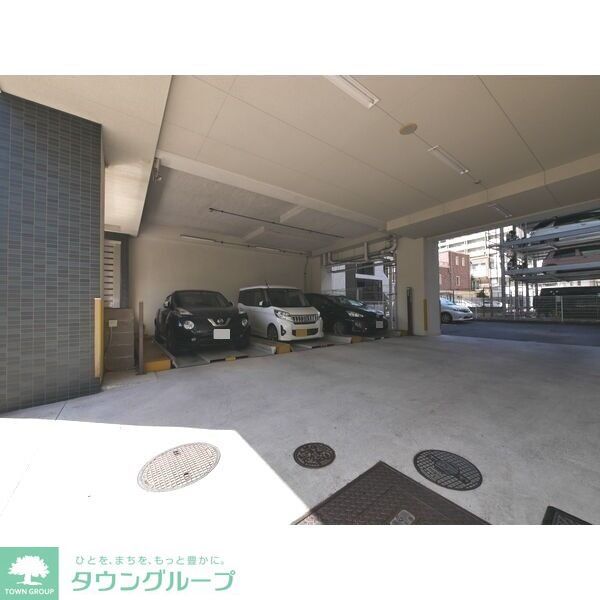 駐車場　駐車場