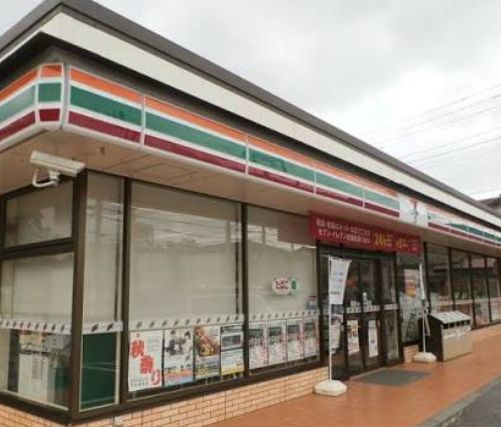 コンビニ　セブンイレブン杉並井草2丁目店（コンビニ）まで482m