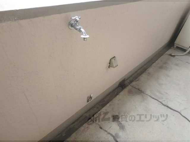 その他部屋・スペース　玄関を出て右にあります