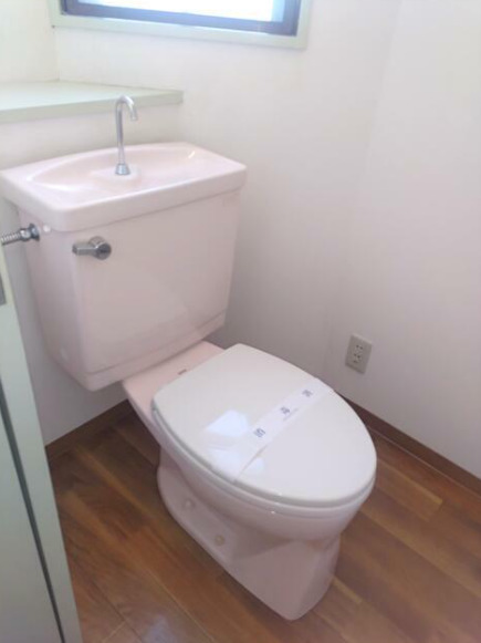 塚本ビルのトイレ写真