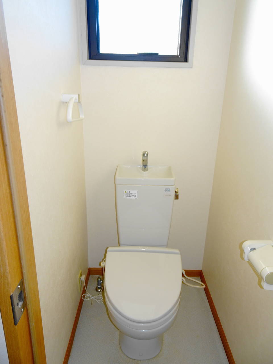 東急東横線 元住吉駅 徒歩7分 3階建 築25年のトイレ写真