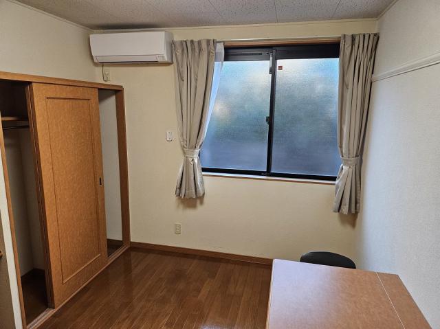 居室・リビング　※同タイプ部屋の写真です。
