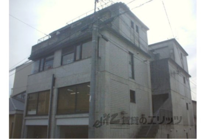 J・FACTORYの外観写真