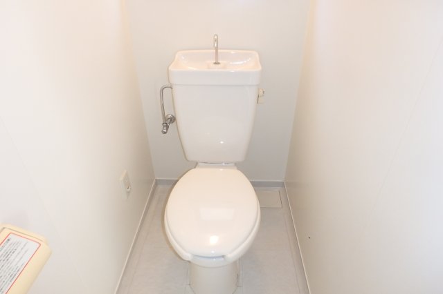 メゾンコダマのトイレ写真