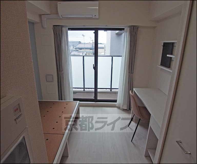 居室・リビング　お部屋です