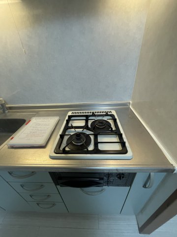 キッチン　(参考)同マンション同間取り他部屋の写真