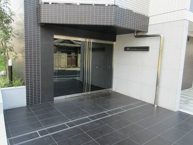 エントランス　エントランス