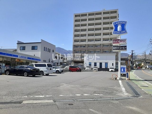 コンビニ　ローソン　別府上人仲町店（コンビニ）まで292m