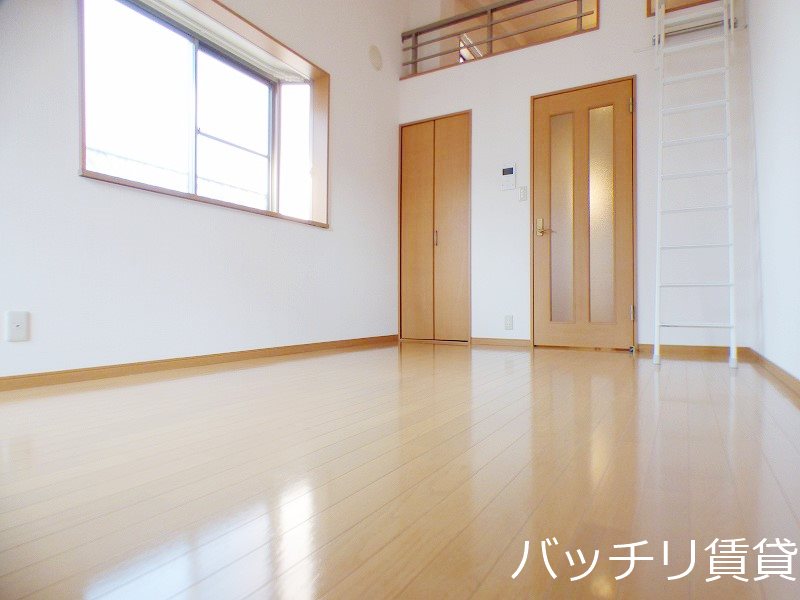 居室・リビング　インターネット無料♪　角部屋♪