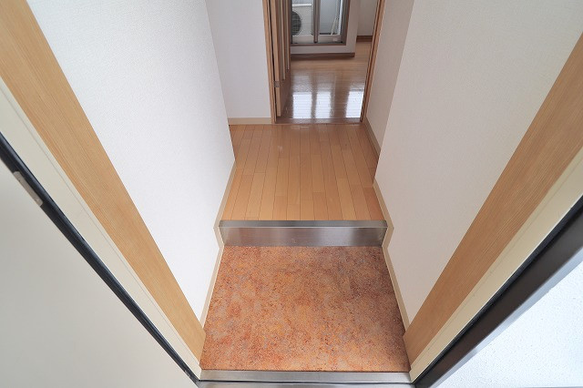 パレス東洋福島館の玄関写真