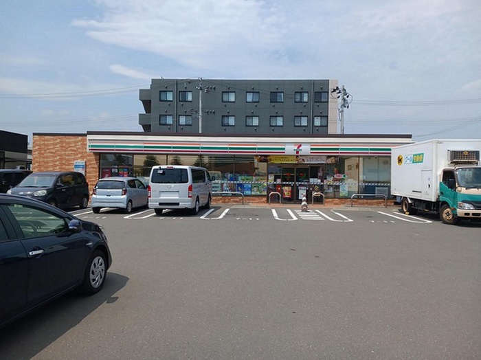 コンビニ　セブンイレブン仙台泉中央南店（コンビニ）まで450m