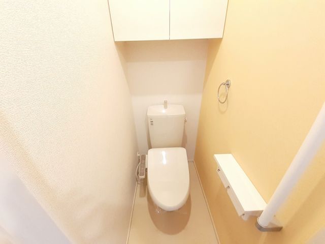 ＪＲ東北本線 槻木駅 徒歩8分 2階建 築6年のトイレ写真
