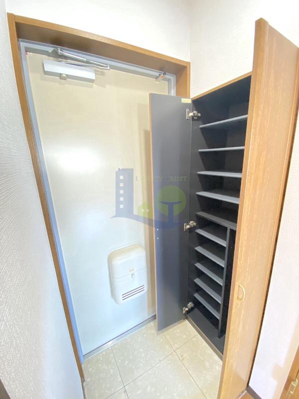 玄関　別部屋の参考写真