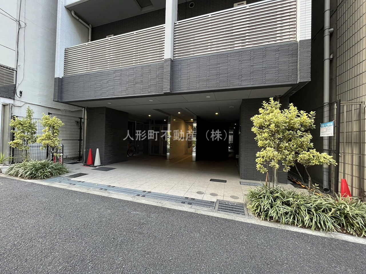 エントランス