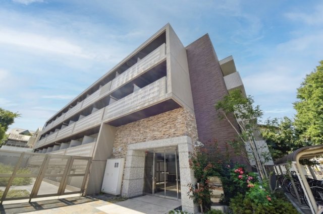 小田急線 千歳船橋駅 徒歩4分 築10年