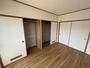 収納　ハンガーパイプあります