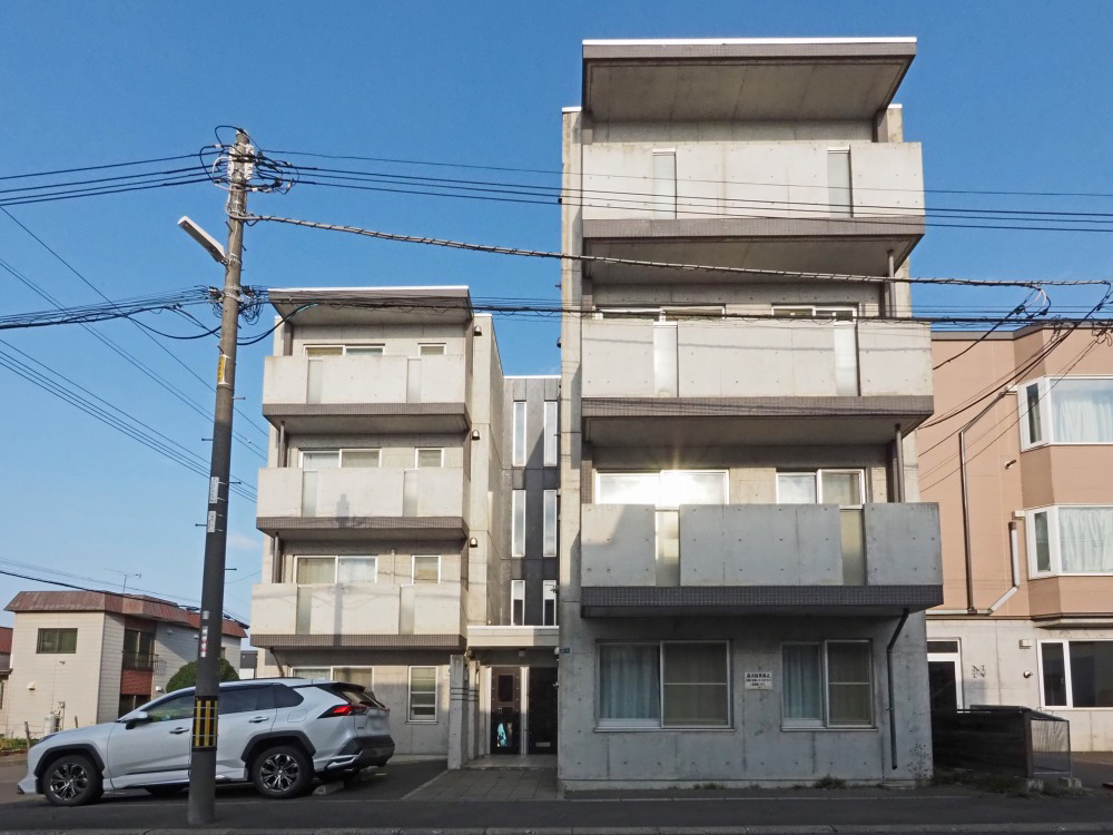 建物外観　インターネットが無料で利用可能なマンションです♪