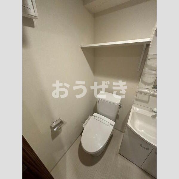 トイレ　※同仕様参考写真