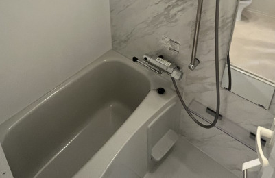 バス・シャワールーム　※別部屋の参考写真です。